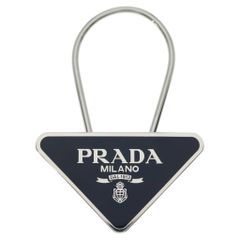 極美品✨PRADA キーリング キーホルダー 三角ロゴプレート