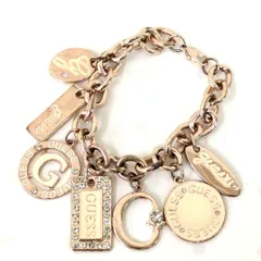 GUESS ゲス　ロゴ　チャーム　ブレスレット　ローズゴールドカラーのサムネイル
