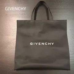 GIVENCHY ジバンシー　ショッパー　トートバッグ　ブラック　ロゴ入りのサムネイル