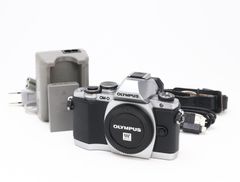 ジャンク】OLYMPUS OM-D E-M10 元箱・レンズ付 - メルカリ
