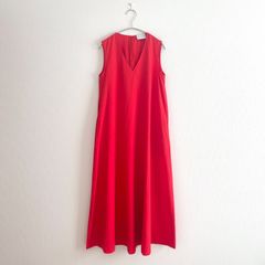 UNITED ARROWS 赤ロングワンピ Vネック ノースリーブ D429 - メルカリ