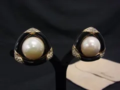 ■美品■ GROSSE グロッセ パール ラインストーン イヤリング アクセサリー レディース ブラック系×シルバー系×ゴールド系 DN6273のサムネイル