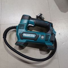 ヨ*6様 Makita 充電式空気入れ MP180D セット - メルカリ
