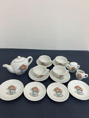 マドレーヌちゃん アンティーク 陶器 ミニチュアティーセット