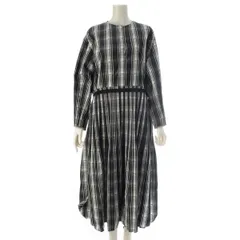 ドゥロワー 24AW カットジャガード ノーカラー プリーツスカート 切替 ワンピース 6526-299-1480 ホワイト ブラック 36【中古】のサムネイル