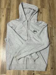 Stussy グレー ジップアップパーカー Mサイズ - メルカリ
