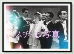 t『モード・イン・フランス』映画劇場宣伝用正規オリジナルスチール写真　pt004283　ウィリアム・クライン セルジュ・ゲンズブール ジャン＝ポール・ゴルチエ クロード・モンタナ カール・ラガーフェルド