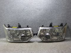 デリカ D5 ヘッドライト 左右 セット - メルカリ