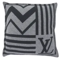 美品□LOUIS VUITTON ルイヴィトン 2023年製 M79525 クッション・LVサミット カシミヤ混 アントラシット イタリア製 正規品 定価111100円のサムネイル