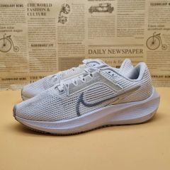 NIKE ペガサス40 プレミアム 23.5センチ - メルカリ