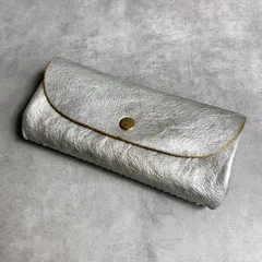 WQ1188●kissora：メタリックレザー長財布 シルバー ロングウォレット キソラ 本革のサムネイル