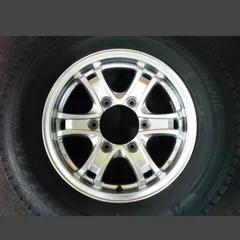 (T-2206)本州送料無料 24年製 VL10 195/80R15 200系ハイエース 等 15インチスタッドレスセット物 中古タイヤホイールのサムネイル
