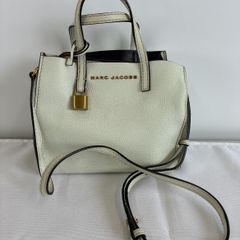 ✨可愛いハンドバッグ型…✨MARC JACOBS デカダンス フレグランス ✨可愛いハンドバッグ型…✨MARC JACOBS デカダンス フレグランス