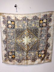 最高級 ETRO エトロ シルクスカーフ 大判 総柄 幾何学柄 イタリア製