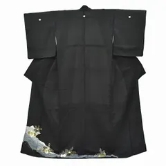 リサイクル 黒留袖 裄65cm 身丈158cm 正絹 Mサイズ 黒色系 花文様 五つ紋 比翼付きのサムネイル