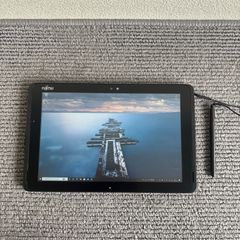 お絵描きイラストに！富士通タブレット✨ワコムのタッチペン付き