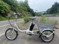 【動作確認済】送料無料 Panasonic 電動三輪自転車8.9Ah長押し4点灯 0413【動作確認済】送料無料 Panasonic 電動アシスト三輪自転車 8.9Ah