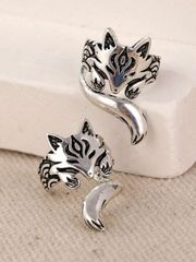 New fashionable fox-shaped clip-on earrings for women, silver ear cuff jewelry.