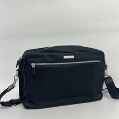 GUCCI】ショルダーバッグ グッチシマ シルバー金具 ブラック A4 - メルカリ