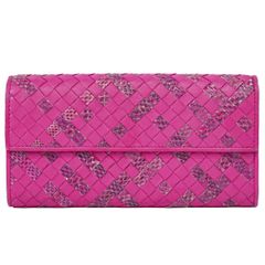 BOTTEGA VENETA アイヤーズ パイソン レザー 二つ折り長財布 - メルカリ