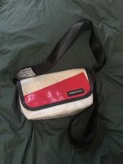 廃盤 FREITAG F17 JOE メッセンジャーバッグ オレンジ - メルカリ