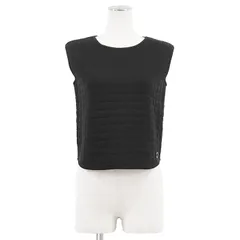 【極美品】CHANEL シャネル IDENTIFICATION ヴィンテージ キルティングベスト サイズ 42 レディース 00T P15527 サークルロゴ メタルプレート コットン100％ ジレ トップス ブラック 黒 フランス製 カール・ラガーフェルド期のサムネイル