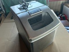 C5H10 コンパクト製氷機 シルバー - メルカリ