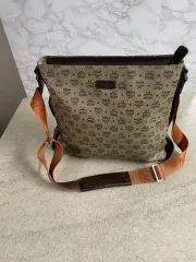 (正規品) MCM ヴィセトス クロスバックのサムネイル