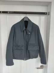ユニクロU ユーティリティ ショートブルゾン