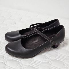 新品未使用】オルガンシューズ - メルカリ