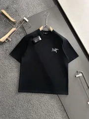 【今日特価】2025SS 最新款 円領スタイリッシュ ショートスリーブ T シャツのサムネイル