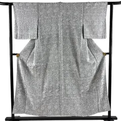 小紋 身丈153cm 裄丈60.5cm S 袷 山岡古都 薬墨 草花 紋意匠 灰色 正絹 名品 【中古】のサムネイル
