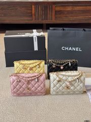 [오늘 특가] CHANEL 25P 하트 펜던트 포함 WOC 체인 백 무료 배송! 재고 한정의 유익한 가격입니다