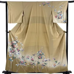 【美品】 訪問着 身丈159cm 裄丈63.5cm S 袷 落款 花車 枝花 ぼかし ベージュ 正絹 秀品 【中古】のサムネイル