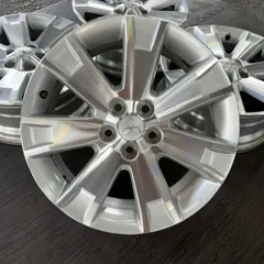 [セット]MITSUBISHI 18インチ + BRIDGESTONE スタッドレスタイヤ 225/55R18 #894S40325のサムネイル