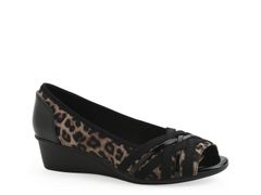 클리프 바이 화이트 마운틴 여성 신발 펌프스 Cliffs by White MountainBoldest Wedge Pump Tan Leopard Print 탄