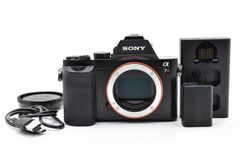 SONY α7 ILCE-7 ミラーレス一眼 本体＋純正バッテリー 概ね美品 - メルカリ