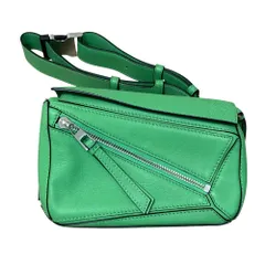 美品 LOEWE ロエベ PUZZLE MINI パズル バムバッグ ミニ ボディバッグ ショルダーバッグ B510U89X02 グリーン レディース 古着 中古 USEDのサムネイル