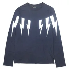 美品 Neil Barrett ニールバレット サンダーボルト 長袖 Tシャツ カットソー トップス ロンT 稲妻 プリント S 紺 ネイビー メンズ 古着 中古 USEDのサムネイル
