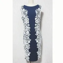 美品 TADASHI SHOJI タダシショージ Marlene Neoprene Embroidered Dress ノースリーブドレス ワンピース BBH16036M 10 ネイビー レディース 古着 中古 USEDのサムネイル