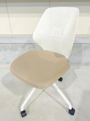 2脚セット・展示品・2024年製】内田洋行 カゼトラ スタッキングチェア 