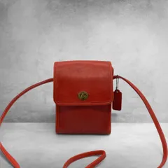 OLD COACH オールドコーチ COACH 106 ターンロック ミニショルダー ポシェット サコッシュ クロスボディ ショルダーバッグ グラブタンレザー 本革 レザー 赤 レッド USA製 ヴィンテージ vintage 3074
