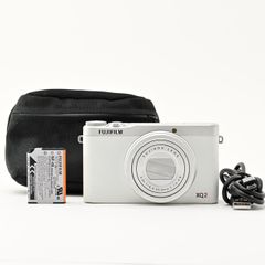 <품목> FUJIFILM XQ2 화이트 | 프리미엄 컴팩트 디지털 카메라 | 동작 양호 | 실용품 | 액정에 도트 빠져 있음 | 외관 사용감 강화 |