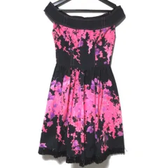 美品 Blumarine ブルマリン フラワー柄 ノースリーブ フリンジヘム ミニワンピース I38サイズ ブラック×ピンク レディース 古着 中古 USEDのサムネイル