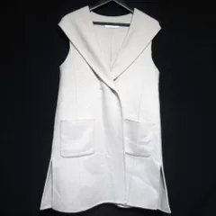 美品 24AW PINORE ピノーレ フーデッド ロングジレ ベスト 8145-53115 サイズ38 アイボリー レディース 古着 中古 USEDのサムネイル