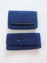 は*割様 GUCCI グッチ 二つ折り財布 キャットヘッド シマレザー