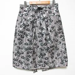 美品 JIL SANDER NAVY ジルサンダーネイビー フラワージャガード ロングスカート サイズ34 グレー レディース 古着 中古 USEDのサムネイル
