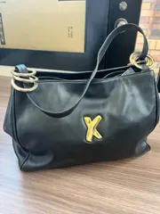r31 Paloma Picasso パロマピカソ レザー ショルダーバッグ 黒 キス金具のサムネイル