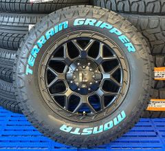 送料込み☆モンスタ 225/65R17☆デリカD5・ラブフォー・ハリアー