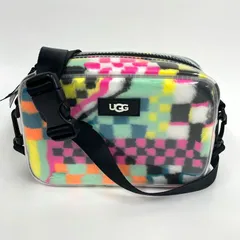 【中古】UGG アグ aney II Clear クリア ショルダーバッグ マルチカラー チェック柄 PVC ファー レディースのサムネイル
